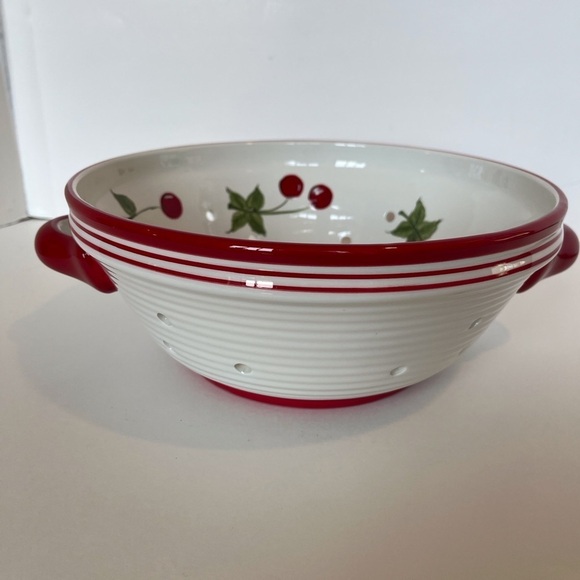 Ceramic Colander Cheery Red and White Decorated with Cherries - Picture 3 of 8